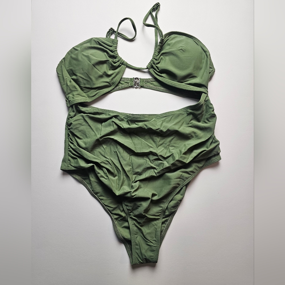 NWT Green Women's Swimwear Sz XL